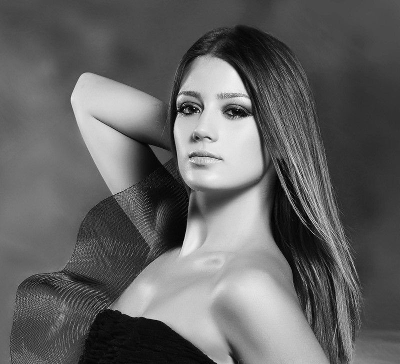  - gizem-karaca-resimleri-9